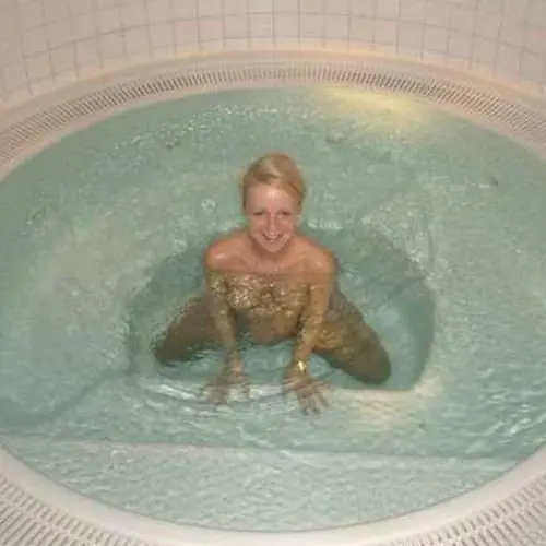 poolparty image 2